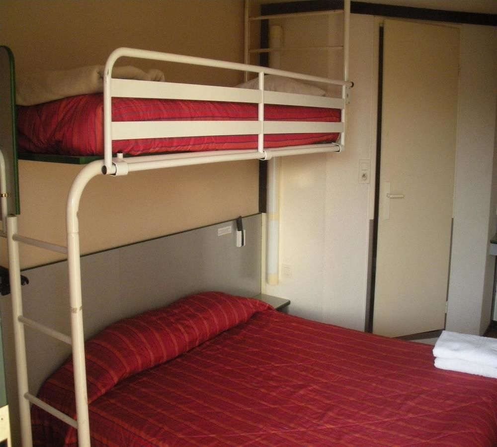 普瑞米尔艾福尔经典酒店 埃夫勒 外观 照片 A bunk bed