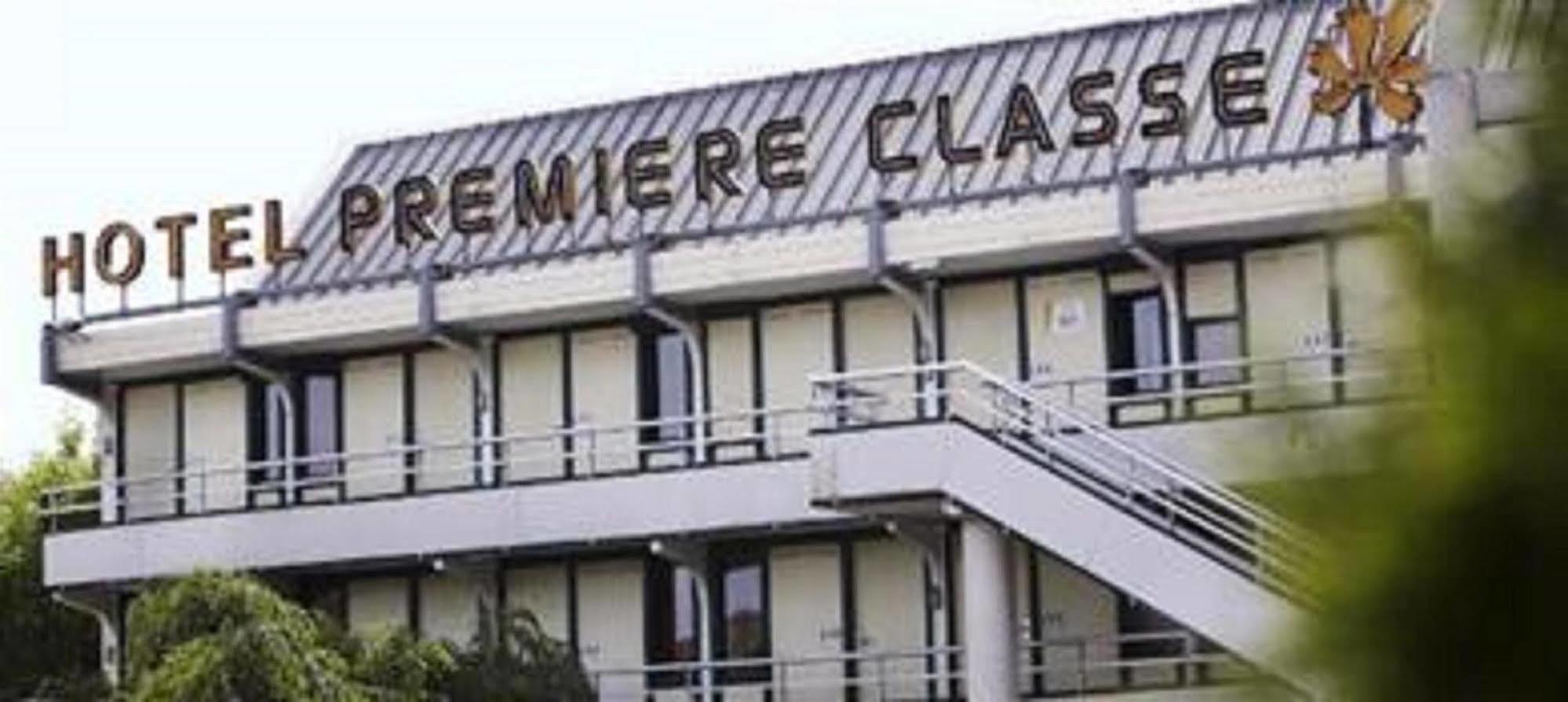 普瑞米尔艾福尔经典酒店 埃夫勒 外观 照片 Premier Glass